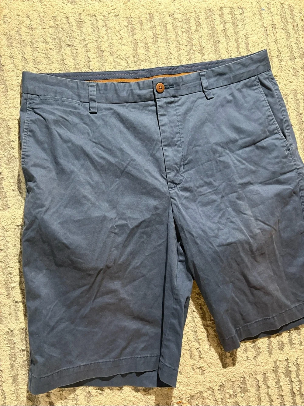 Tommy bahama blue long casual shorts size 38